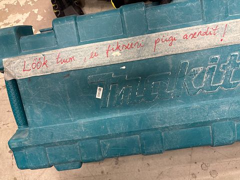 Image 9/56