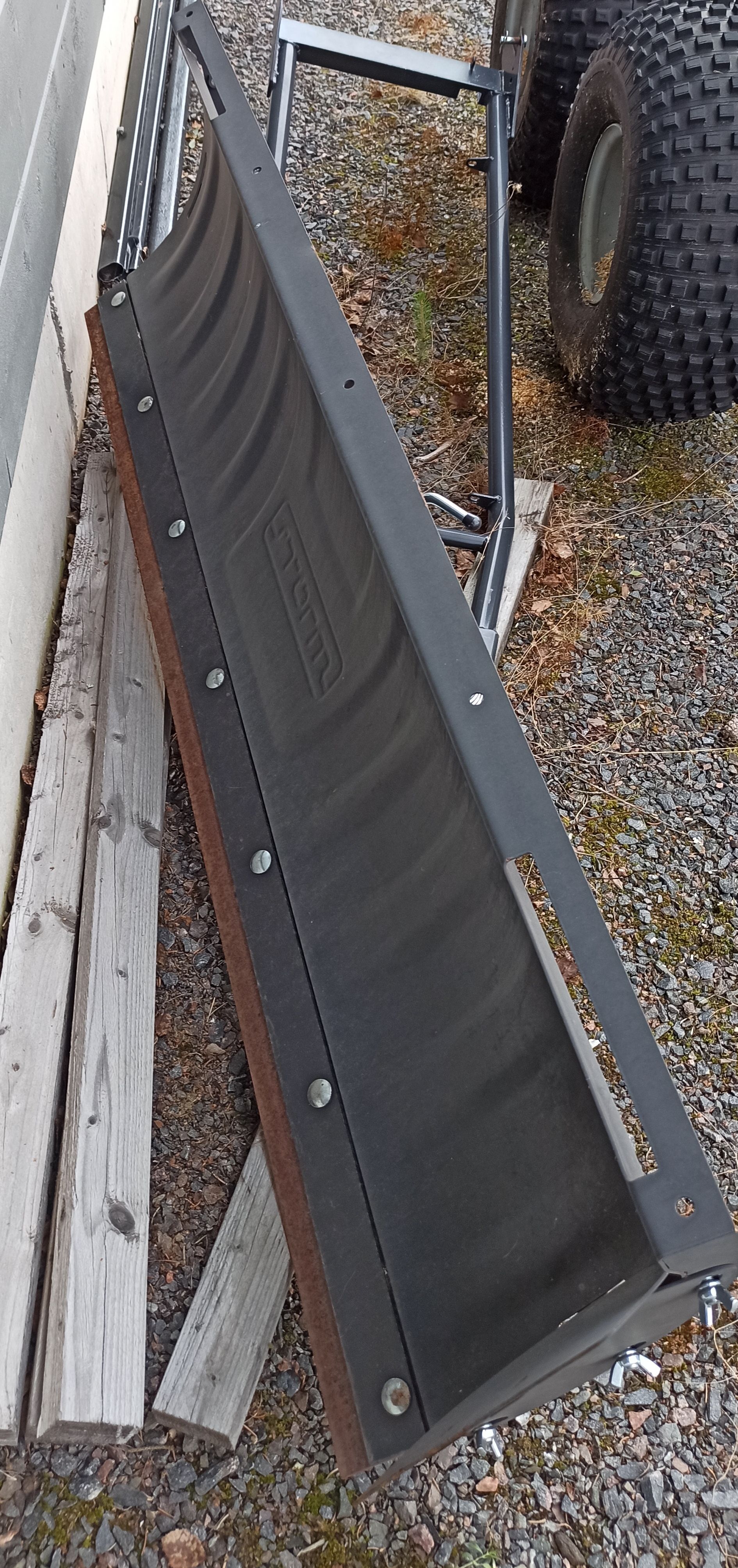 Image 7/8
