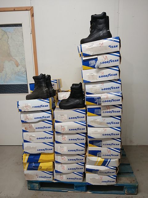 Image 7/8