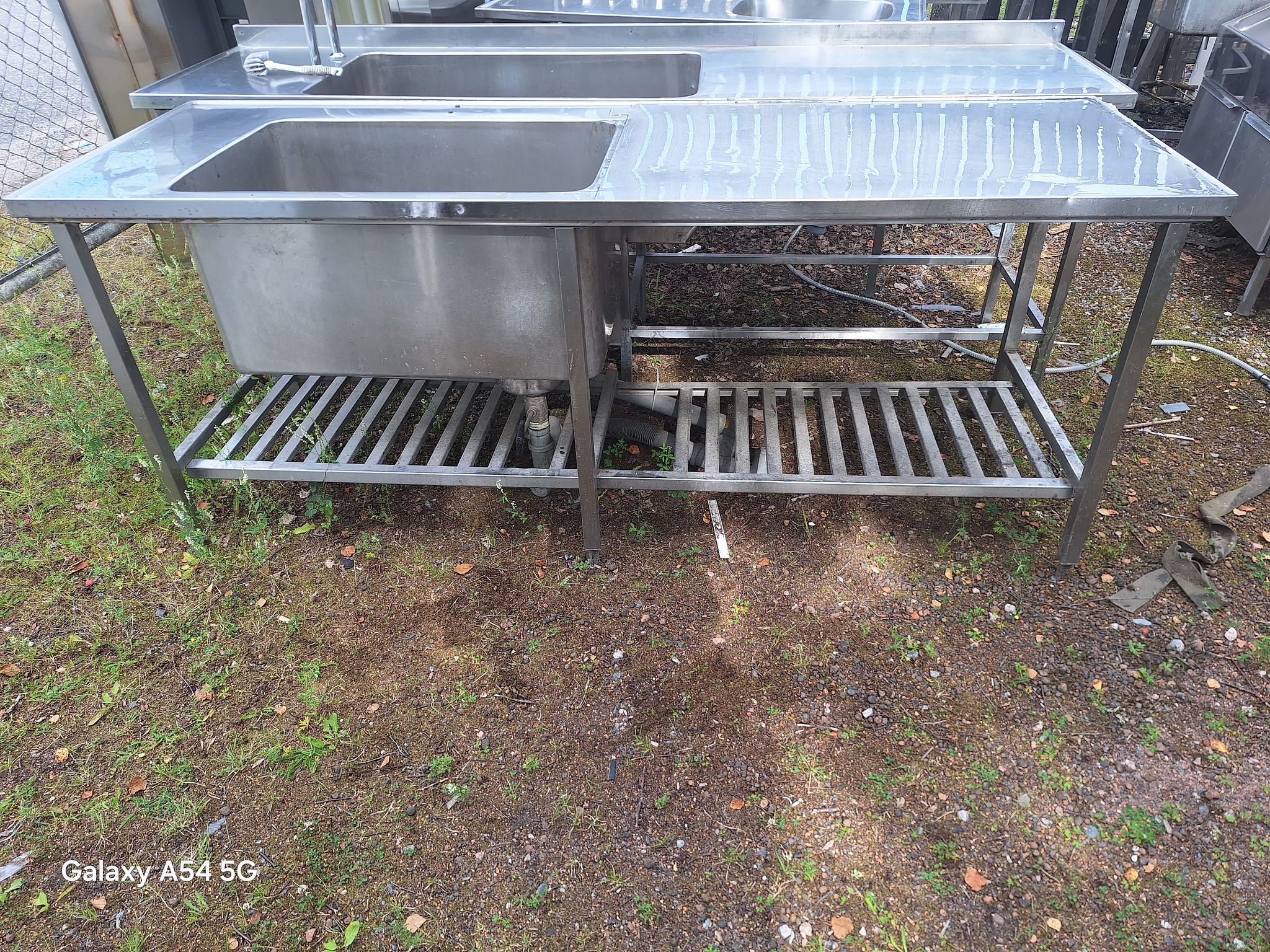 Image 1/9