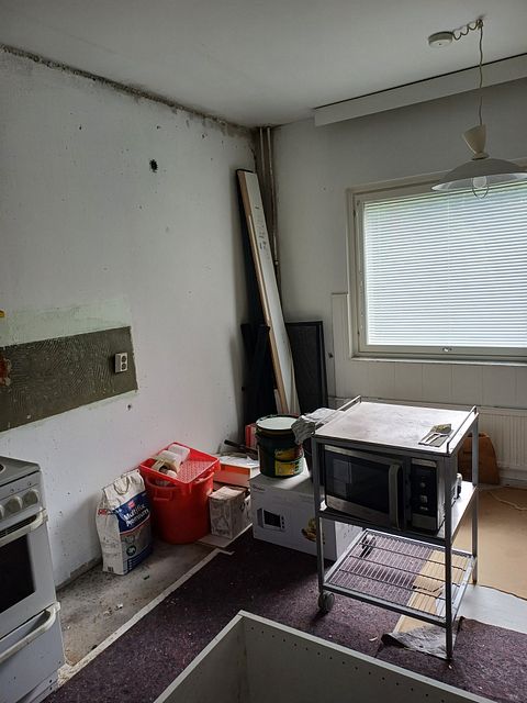 Image 19/24