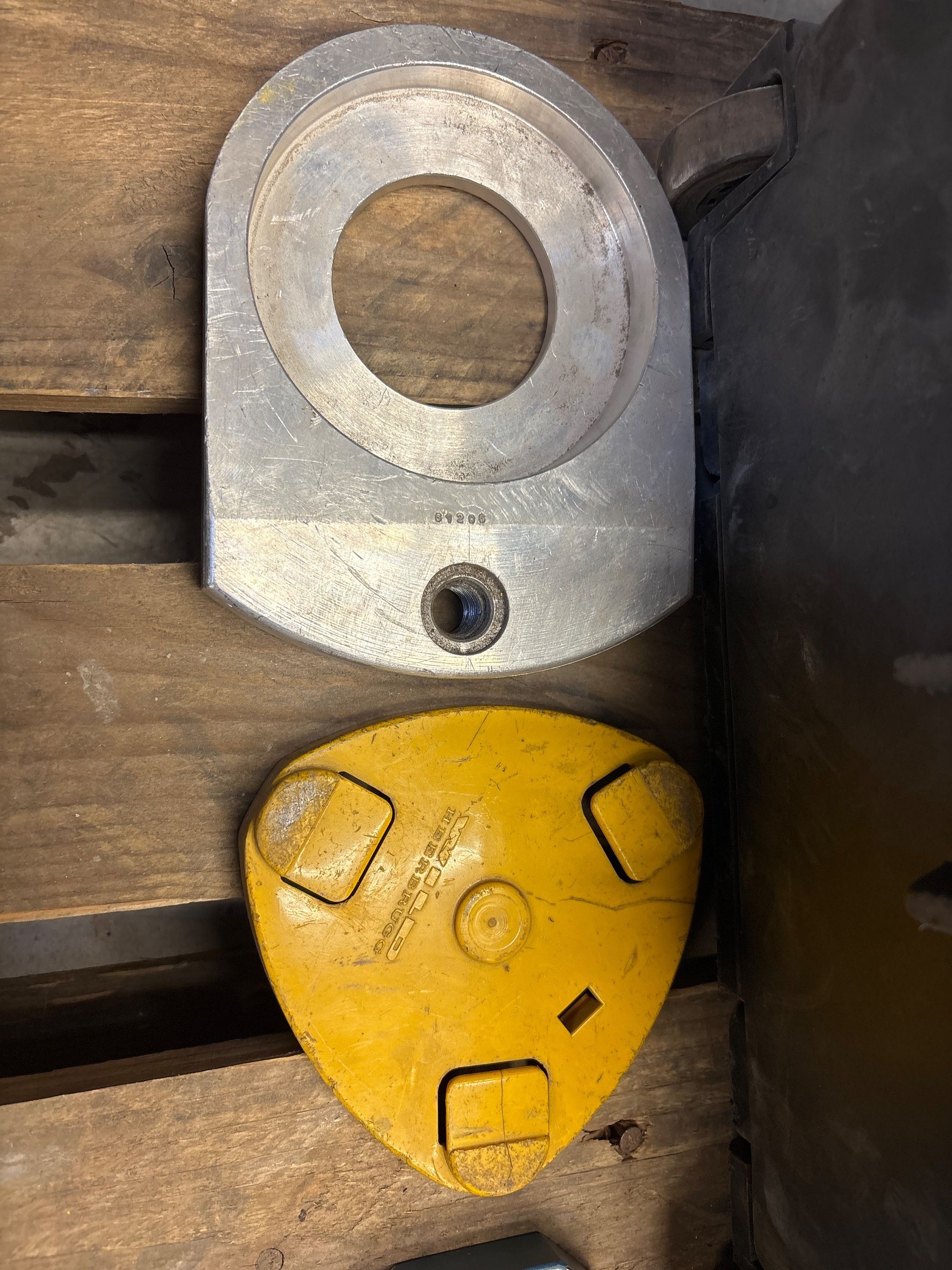 Image 38/42