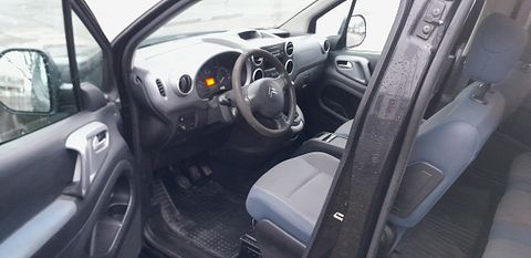 Image 7/10