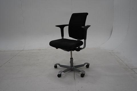 Image 1/9