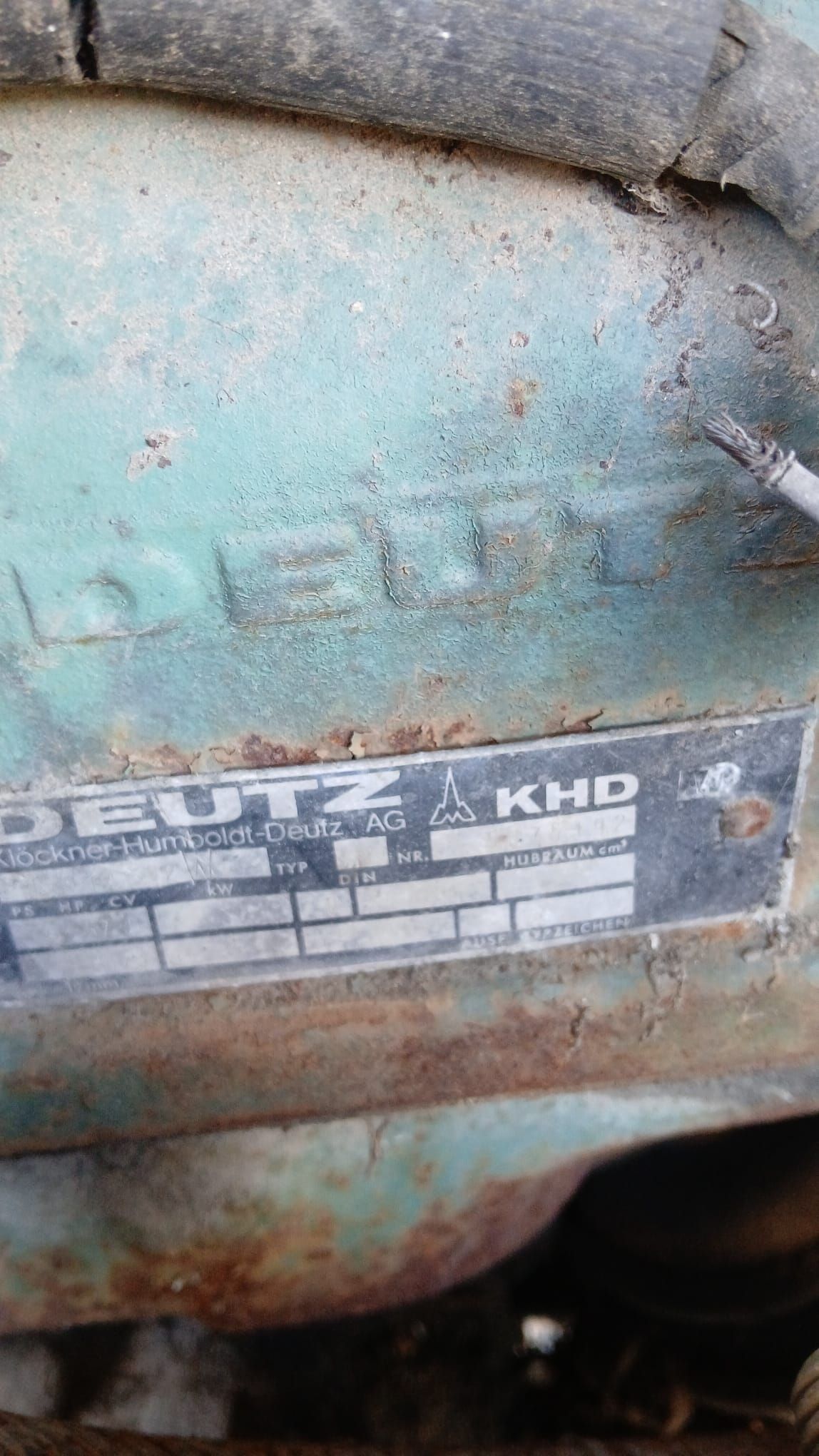 Image 3/6
