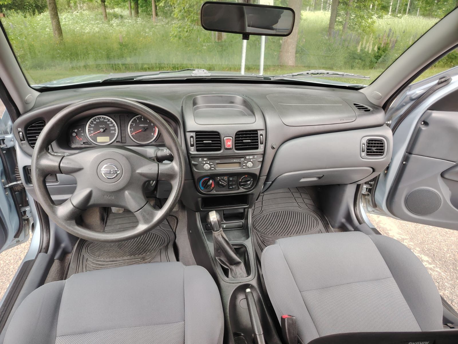 Image 7/15