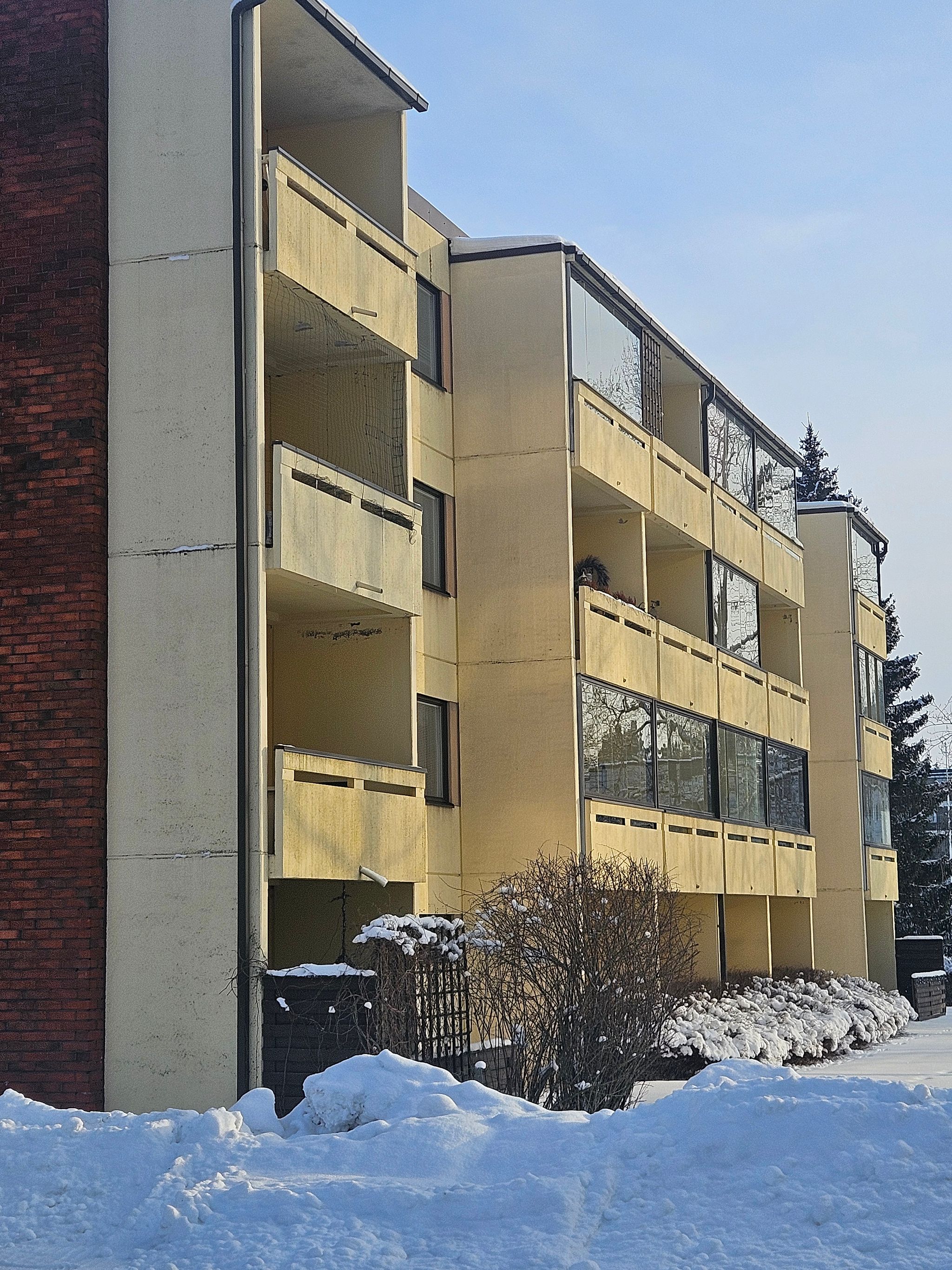 Image 12/13