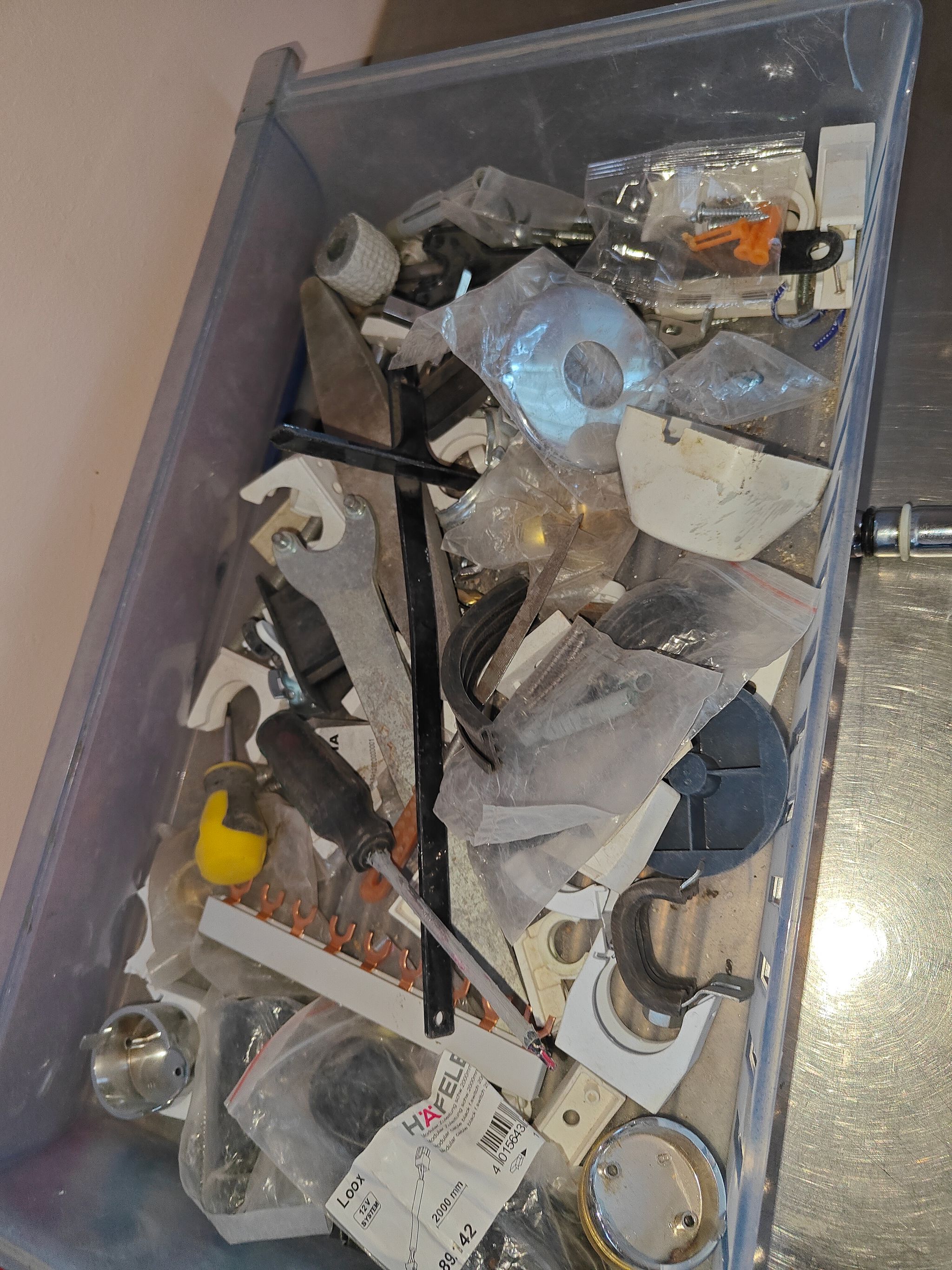 Image 3/12