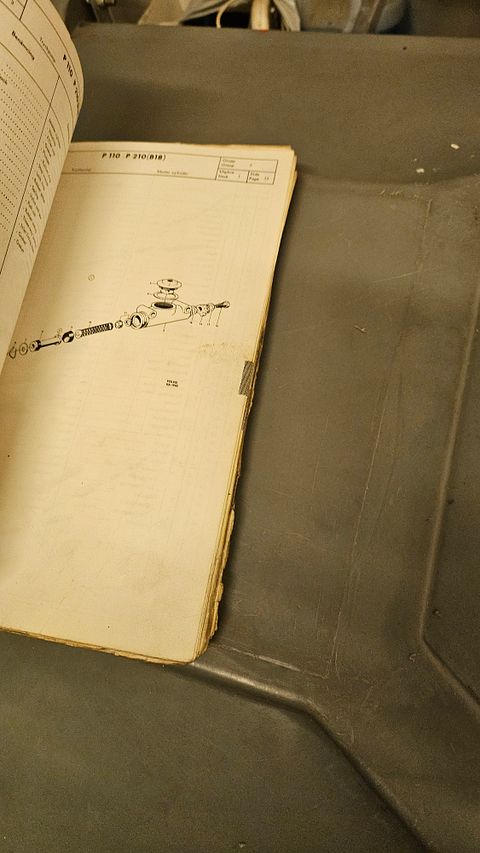 Image 6/32