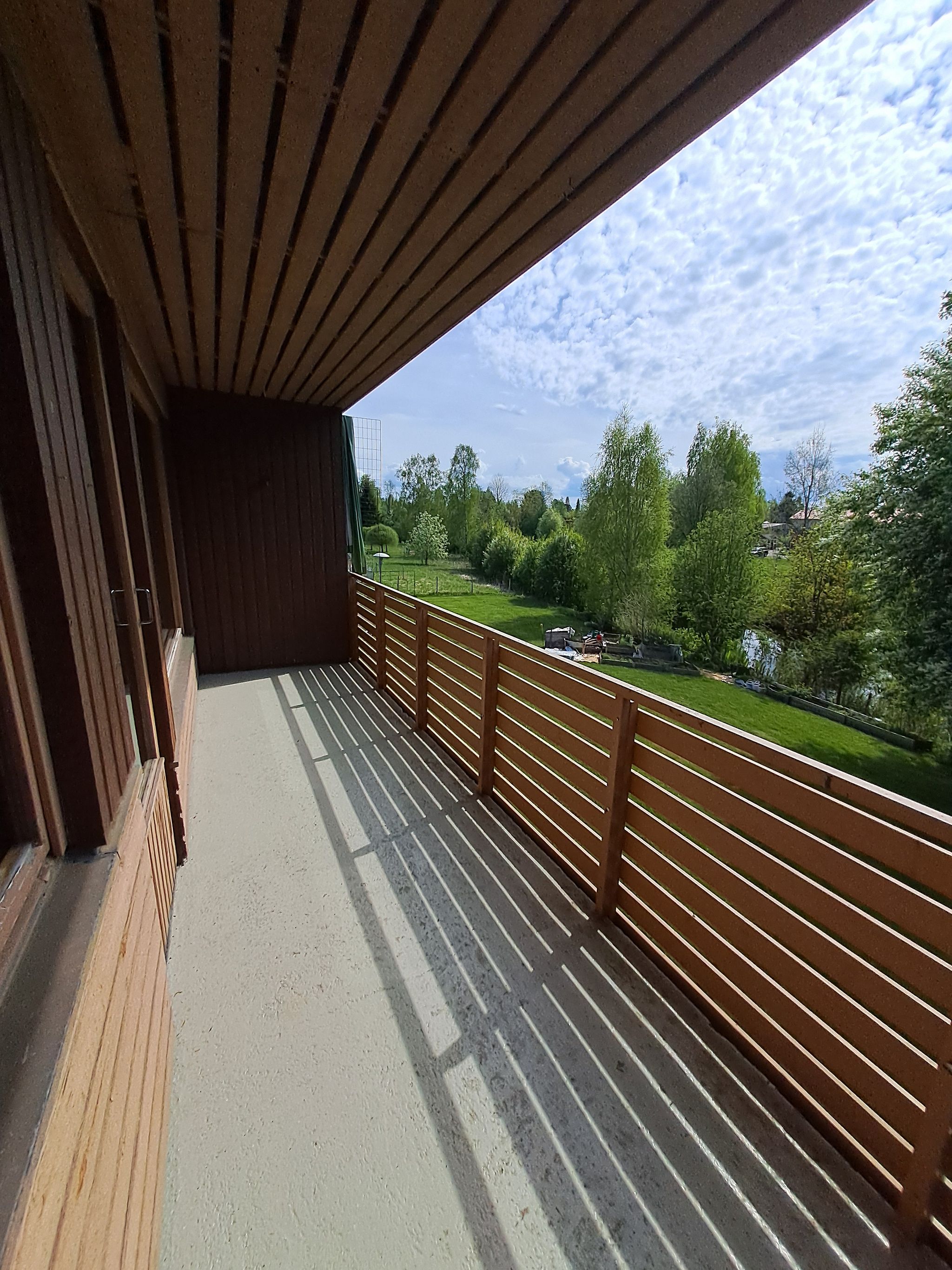 Image 34/68