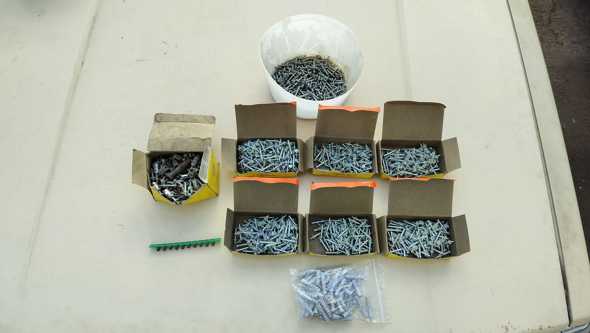Image 1/10