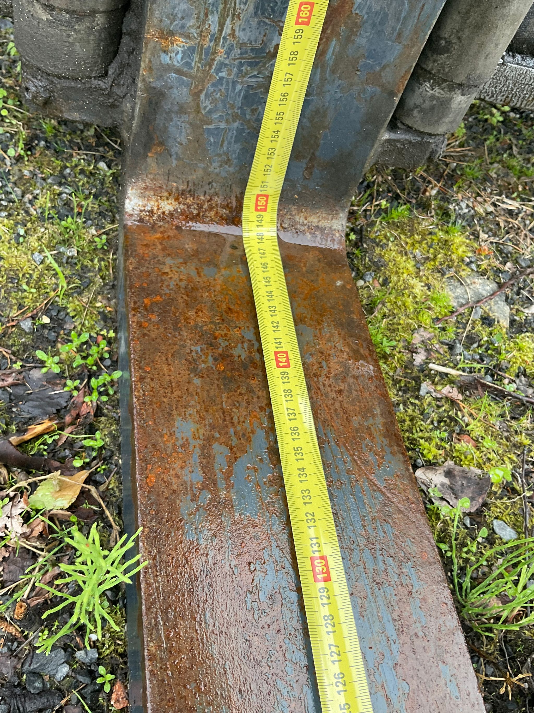 Image 3/4