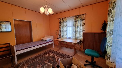 Image 19/38