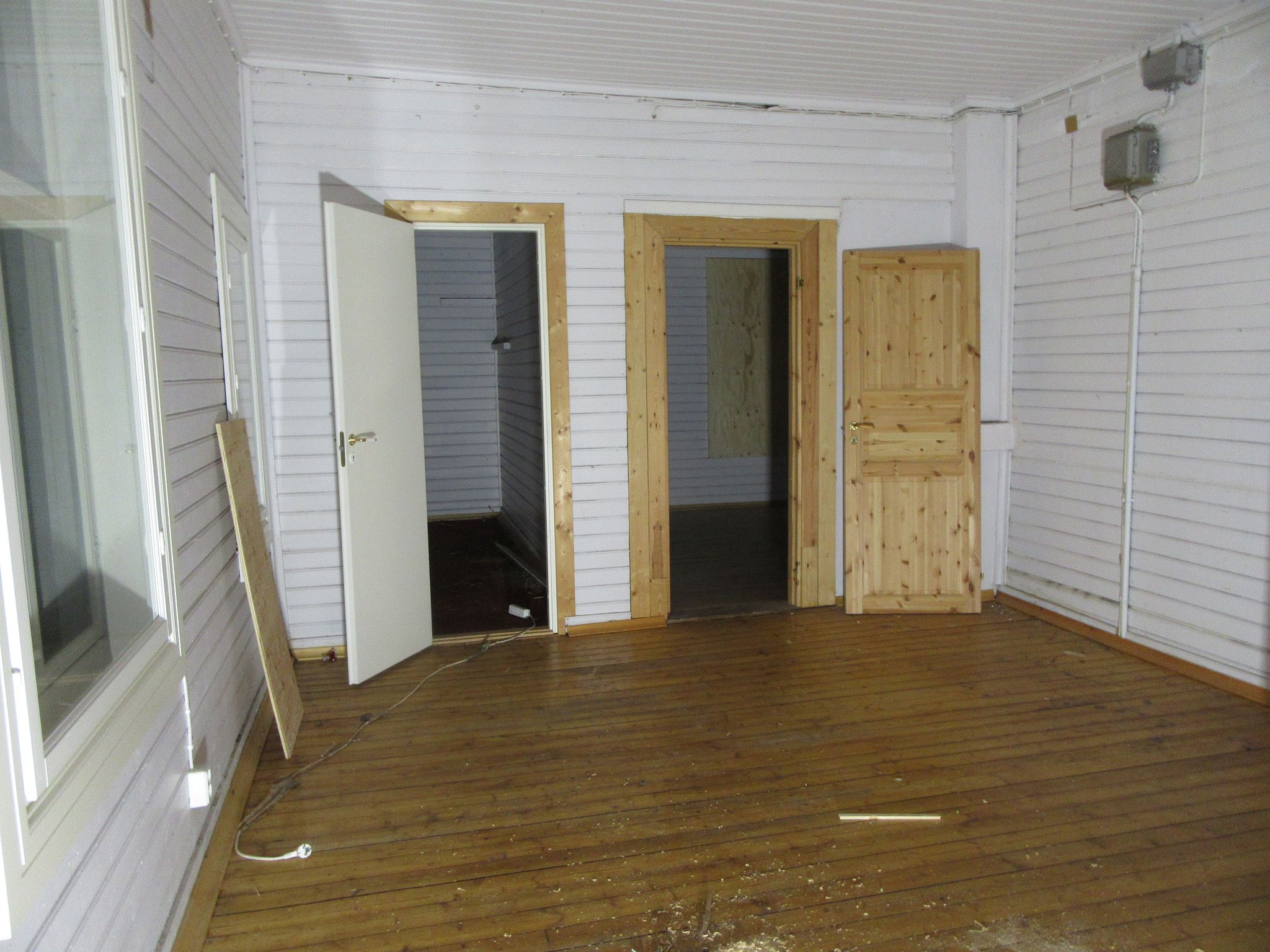 Image 11/14