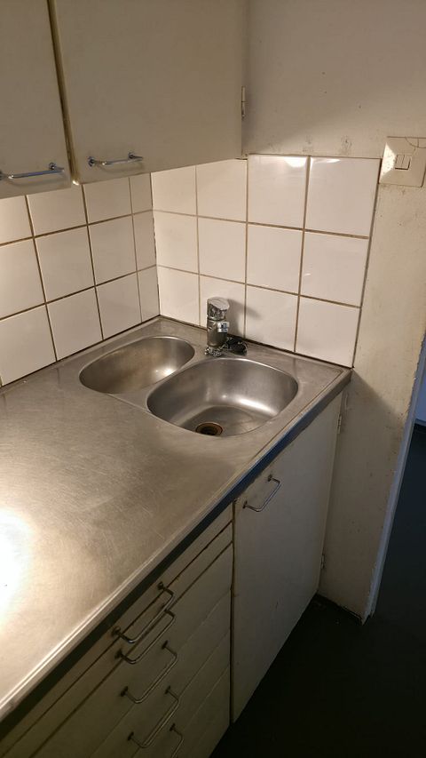 Image 10/24