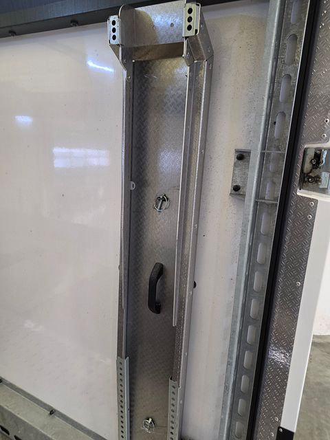 Image 21/29