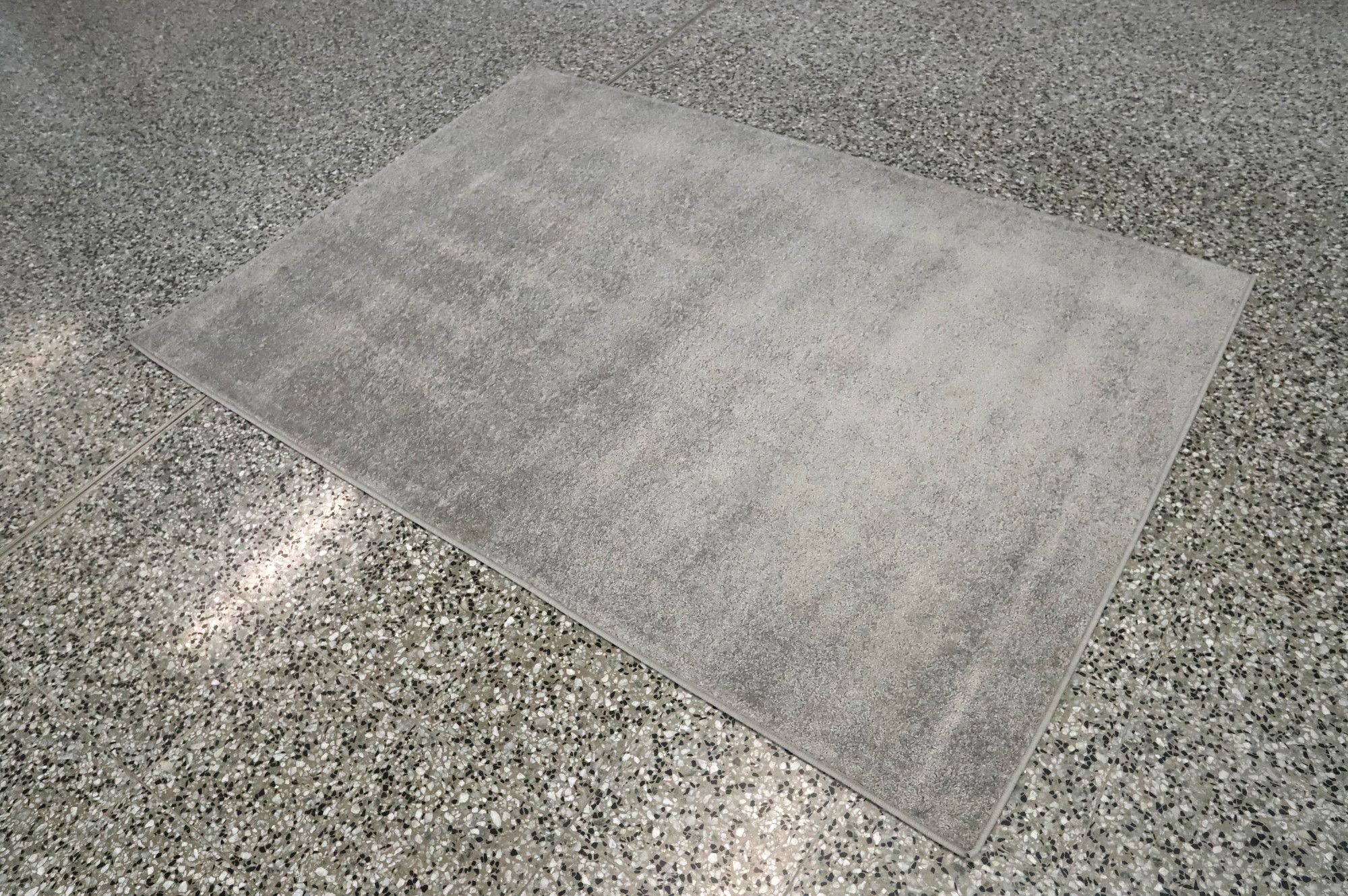 Image 1/6