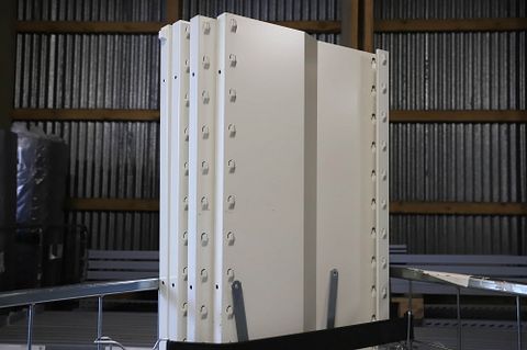 Image 15/19
