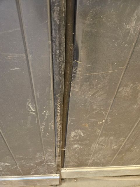 Image 6/6