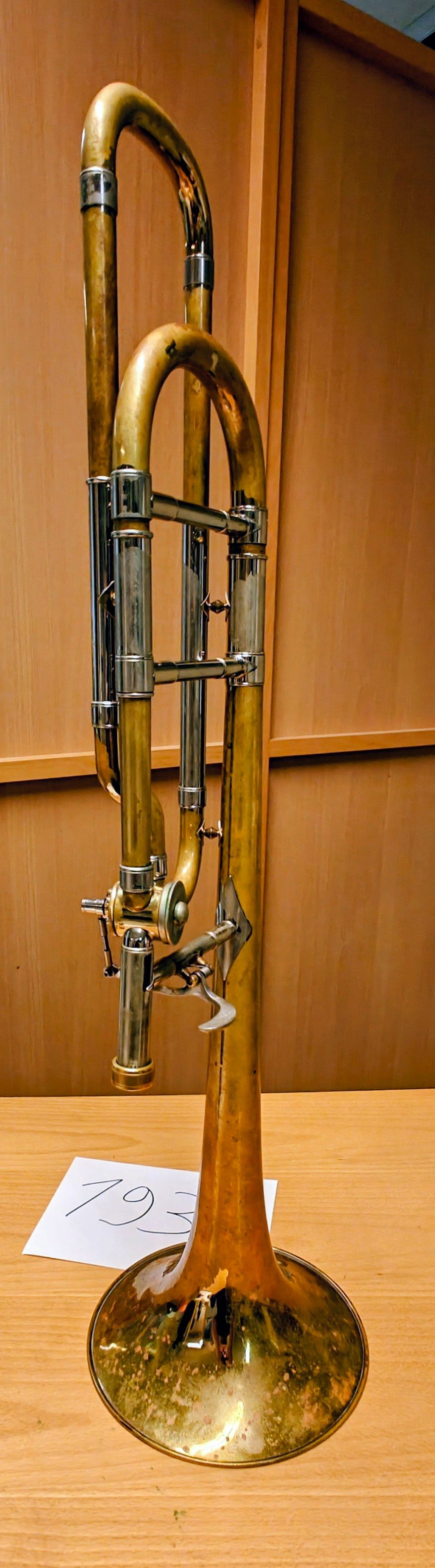 Image 12/18