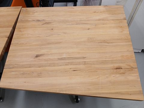 Image 4/7