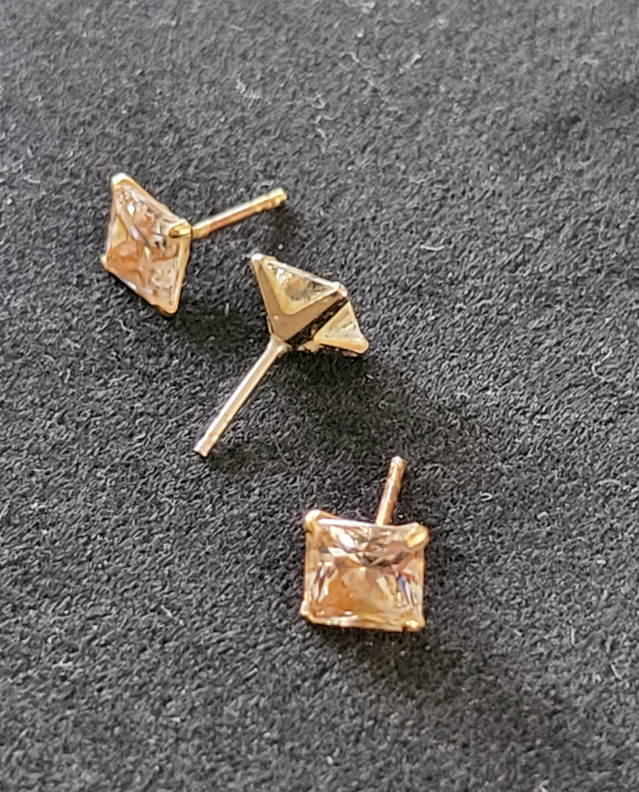 Image 7/8