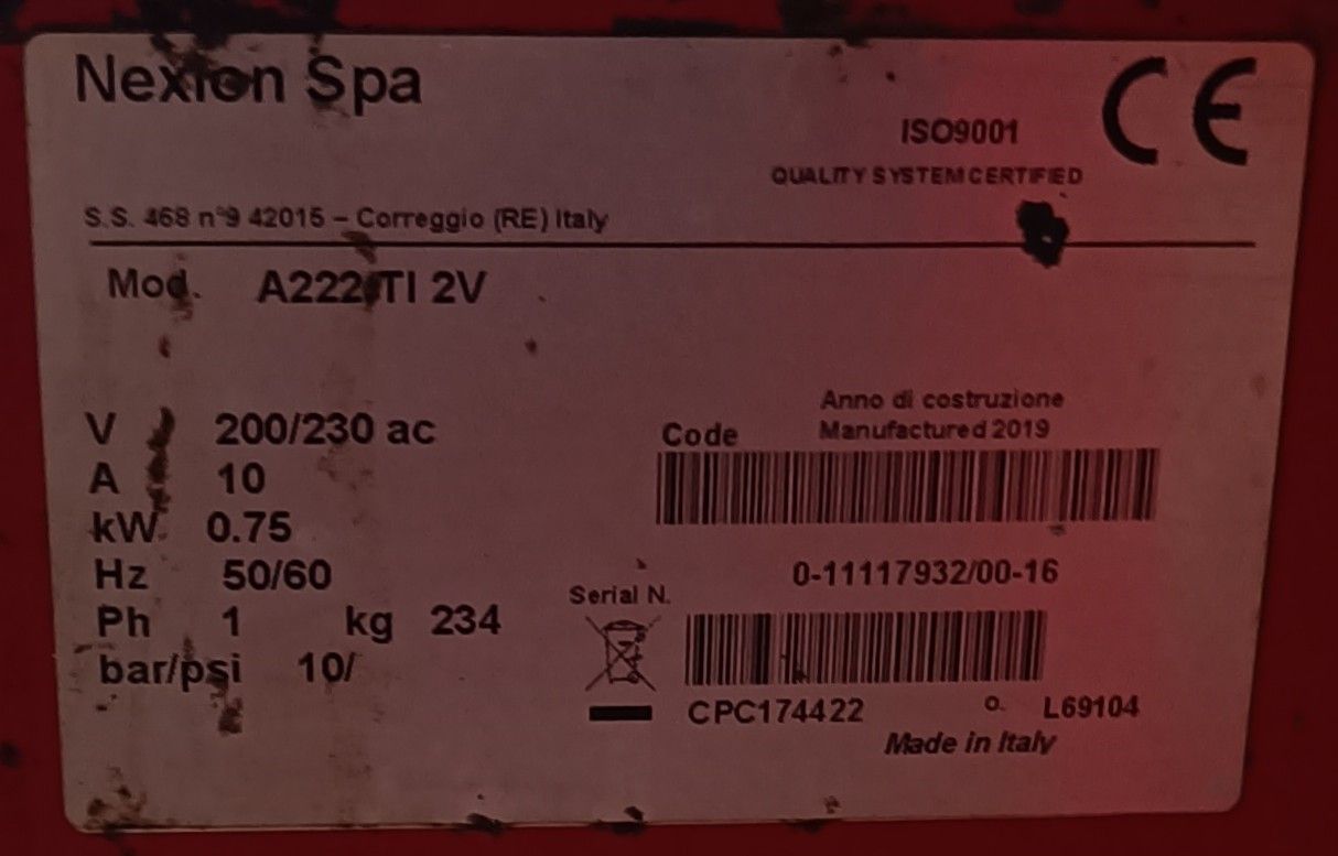 Image 3/3