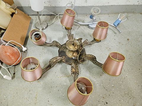 Image 3/9