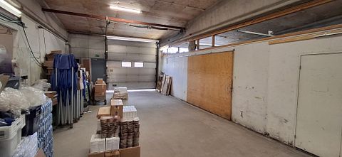 Image 74/79