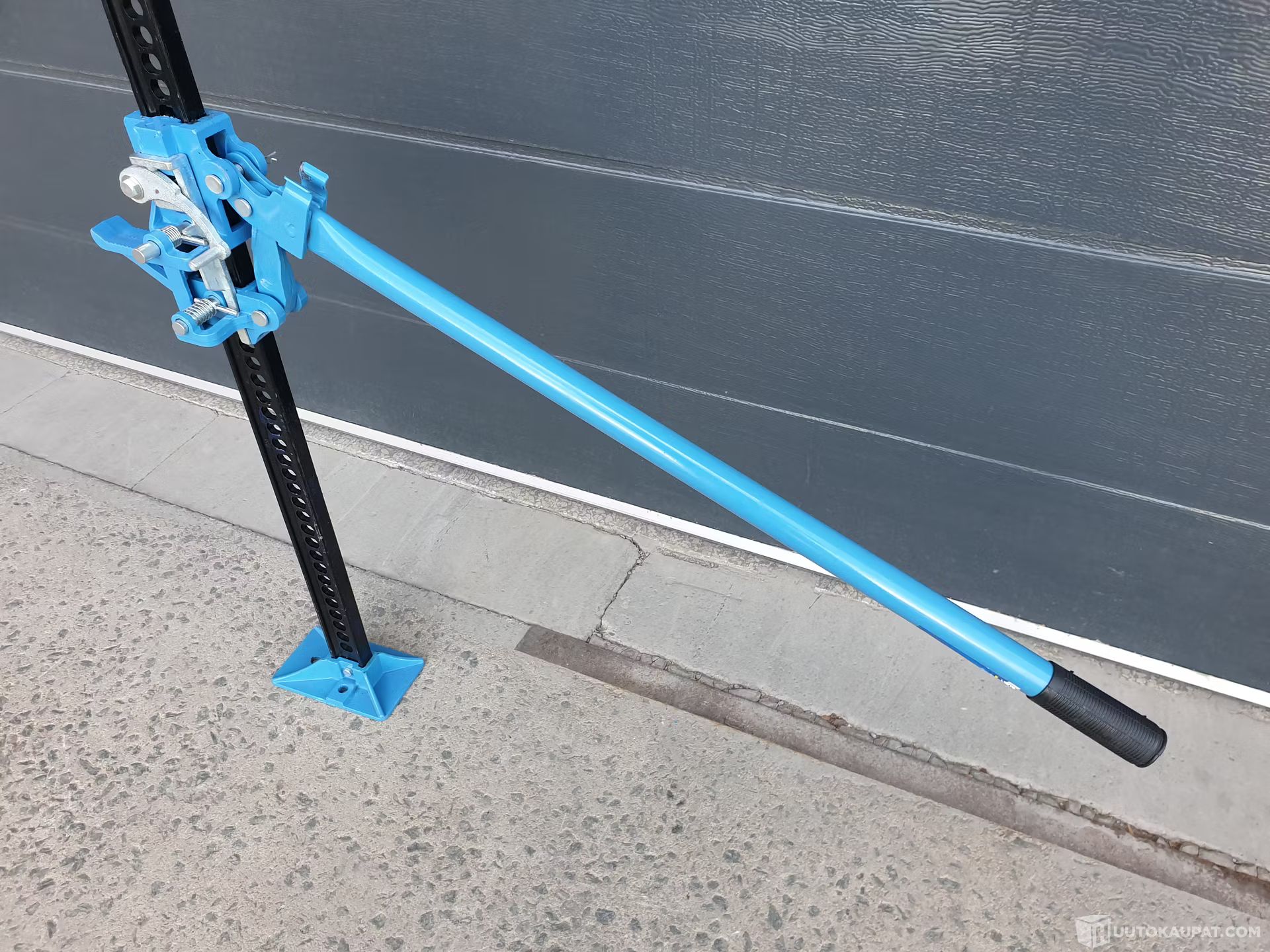 Image 6/7