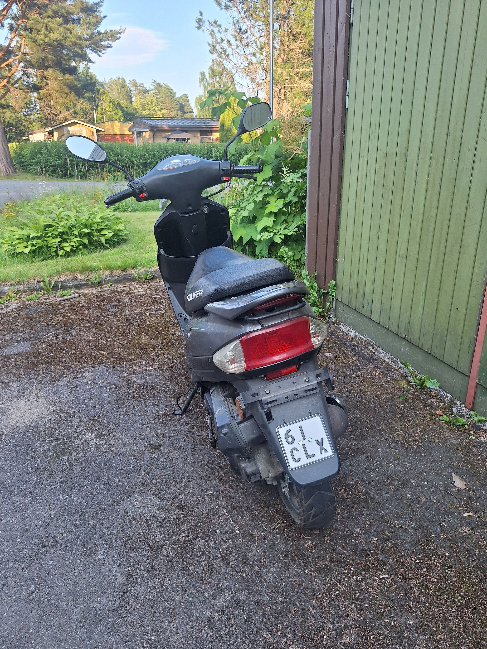 Image 2/7