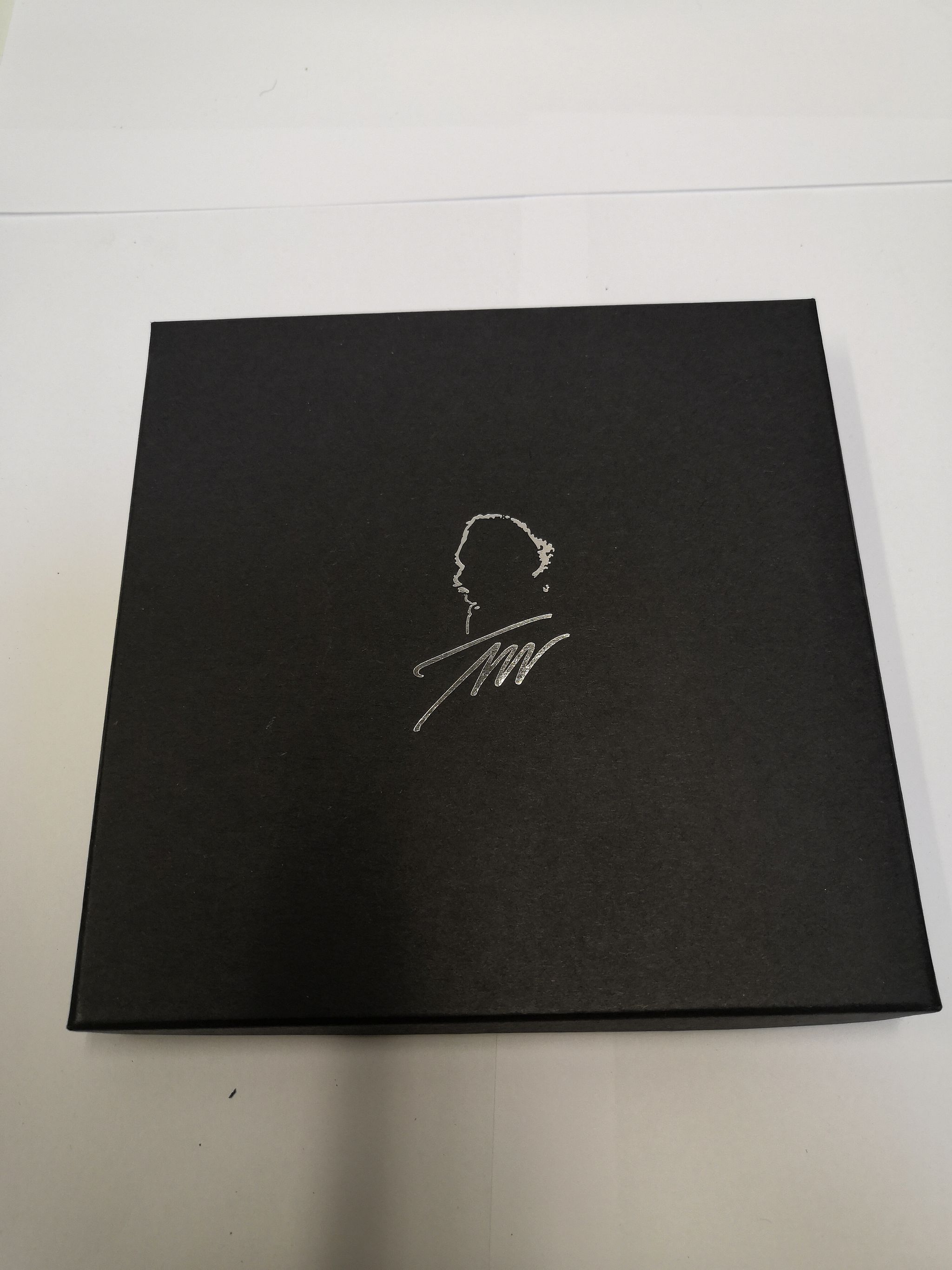 Image 3/3