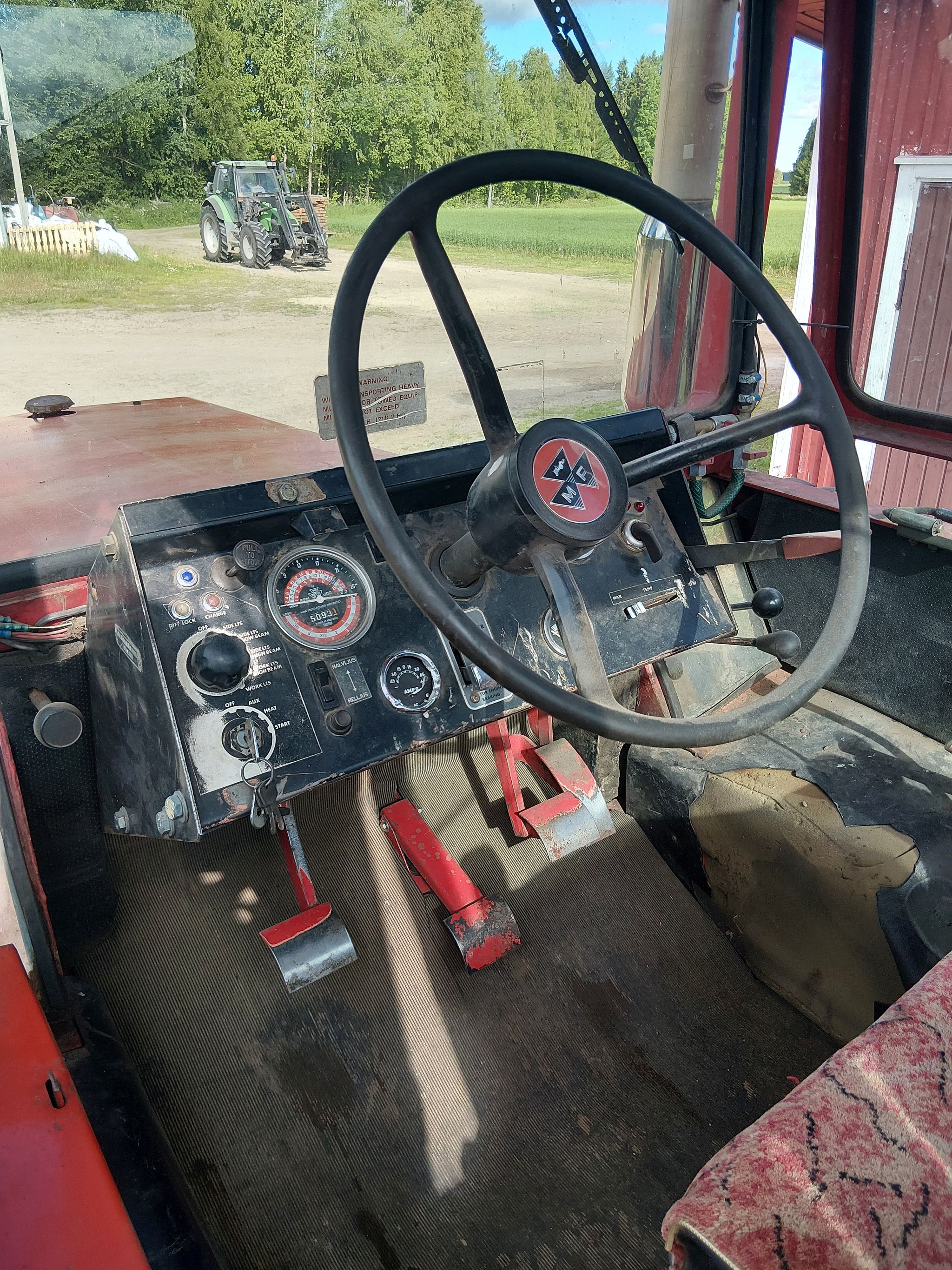 Image 7/18