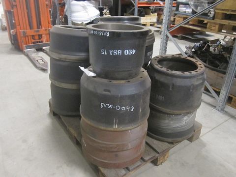 Image 3/4
