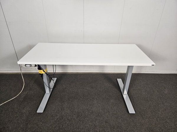 Image 8/8
