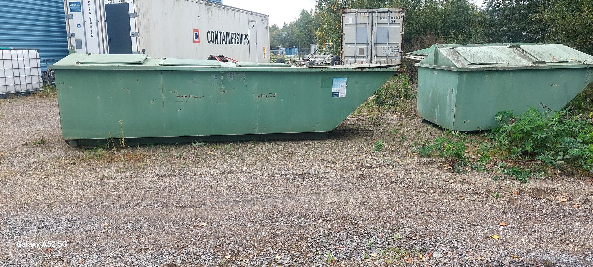 Image 4/6