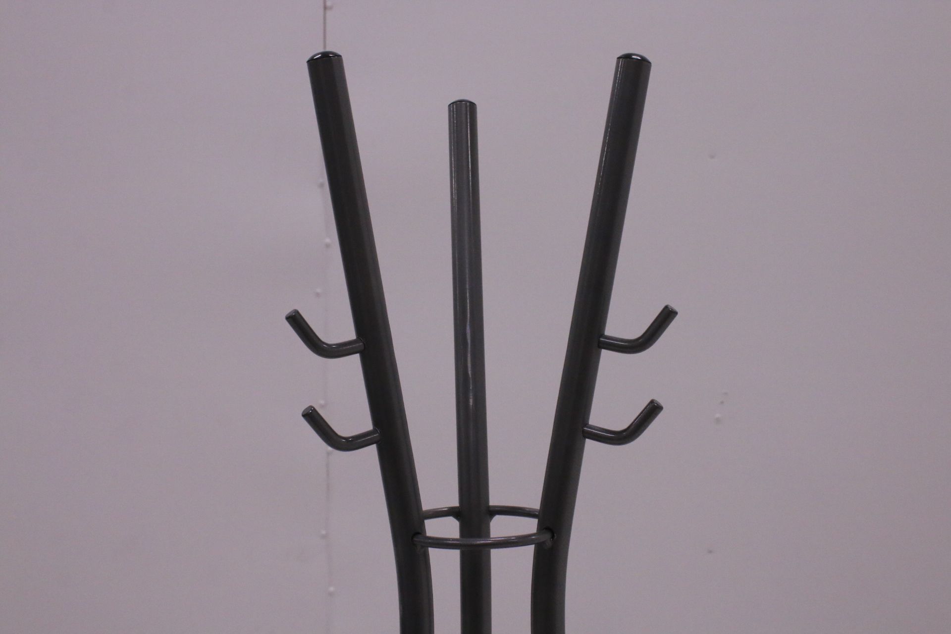 Image 2/9