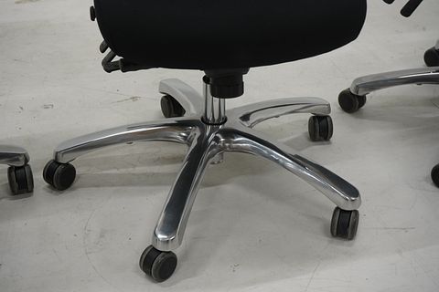 Image 8/11
