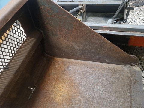 Image 12/17