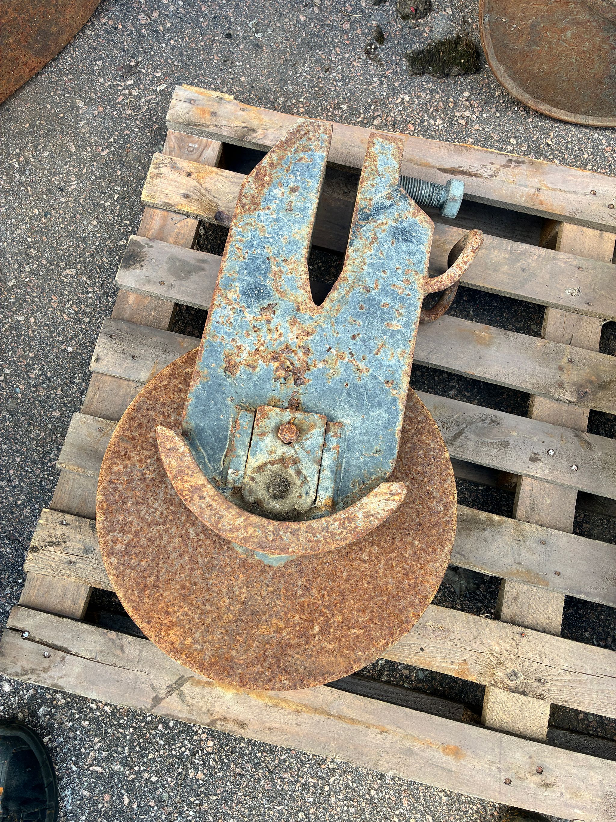 Image 1/3