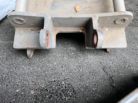 Image 5/6