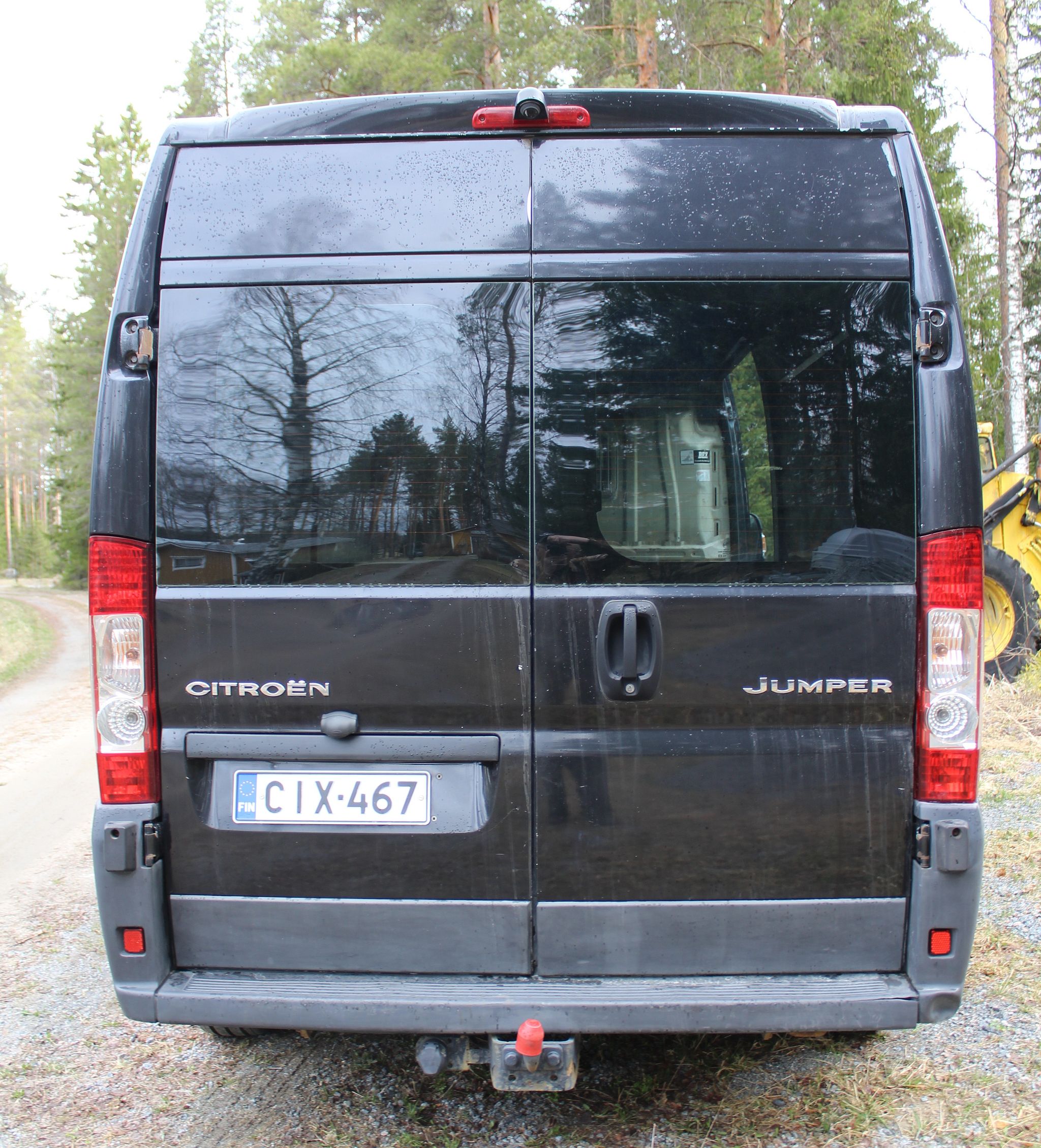 Image 3/8