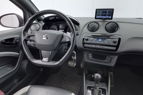 Image 10/36
