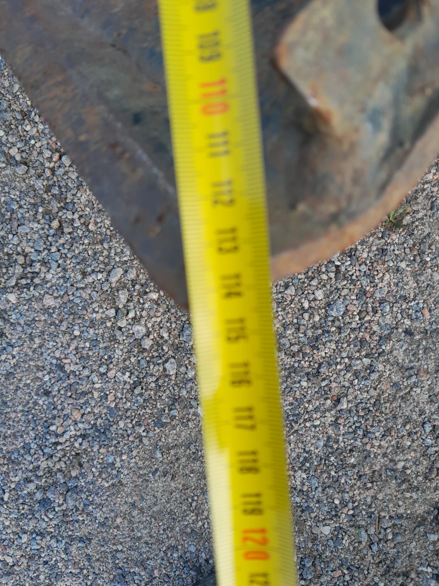 Image 4/4