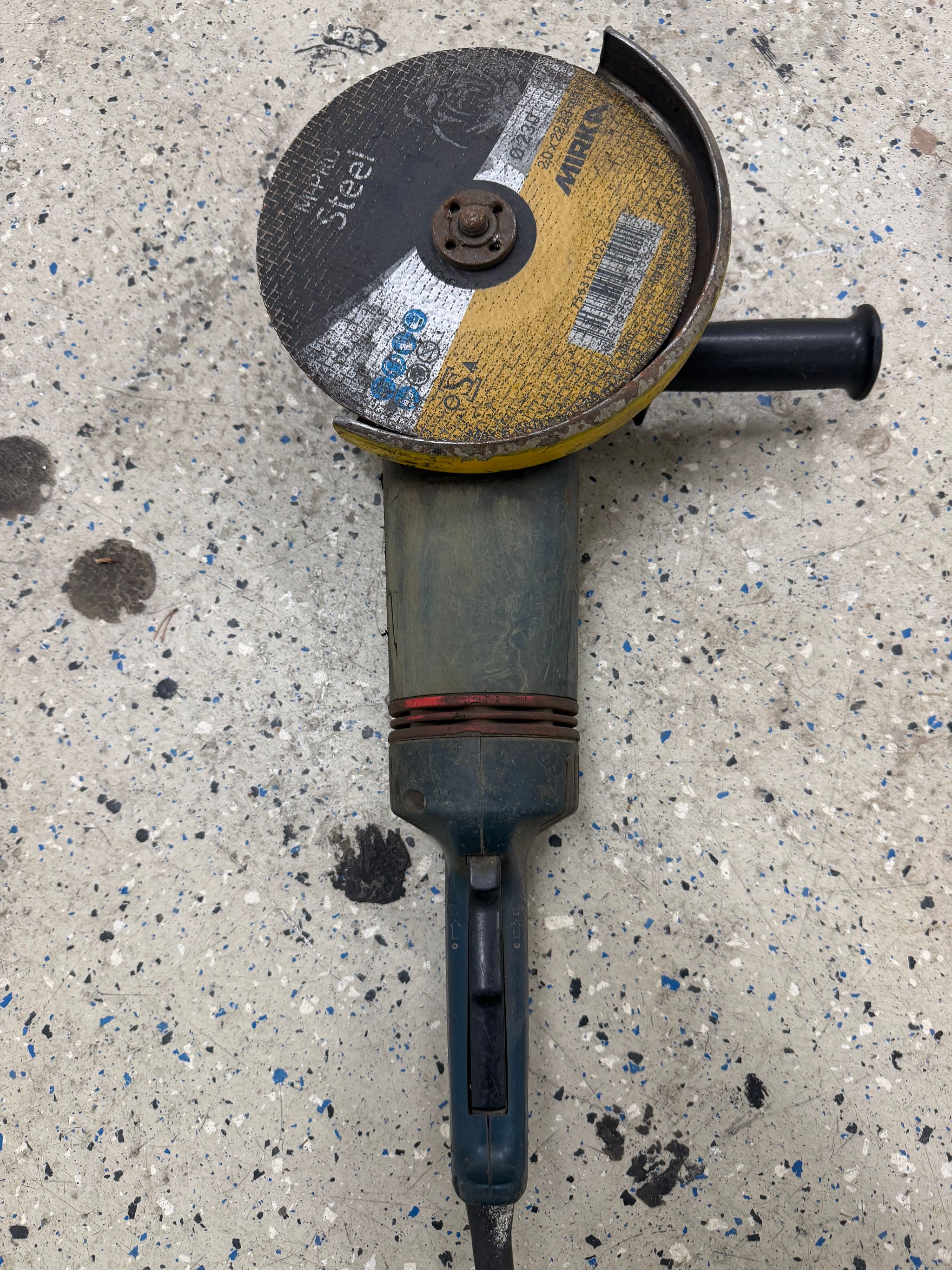 Image 8/13