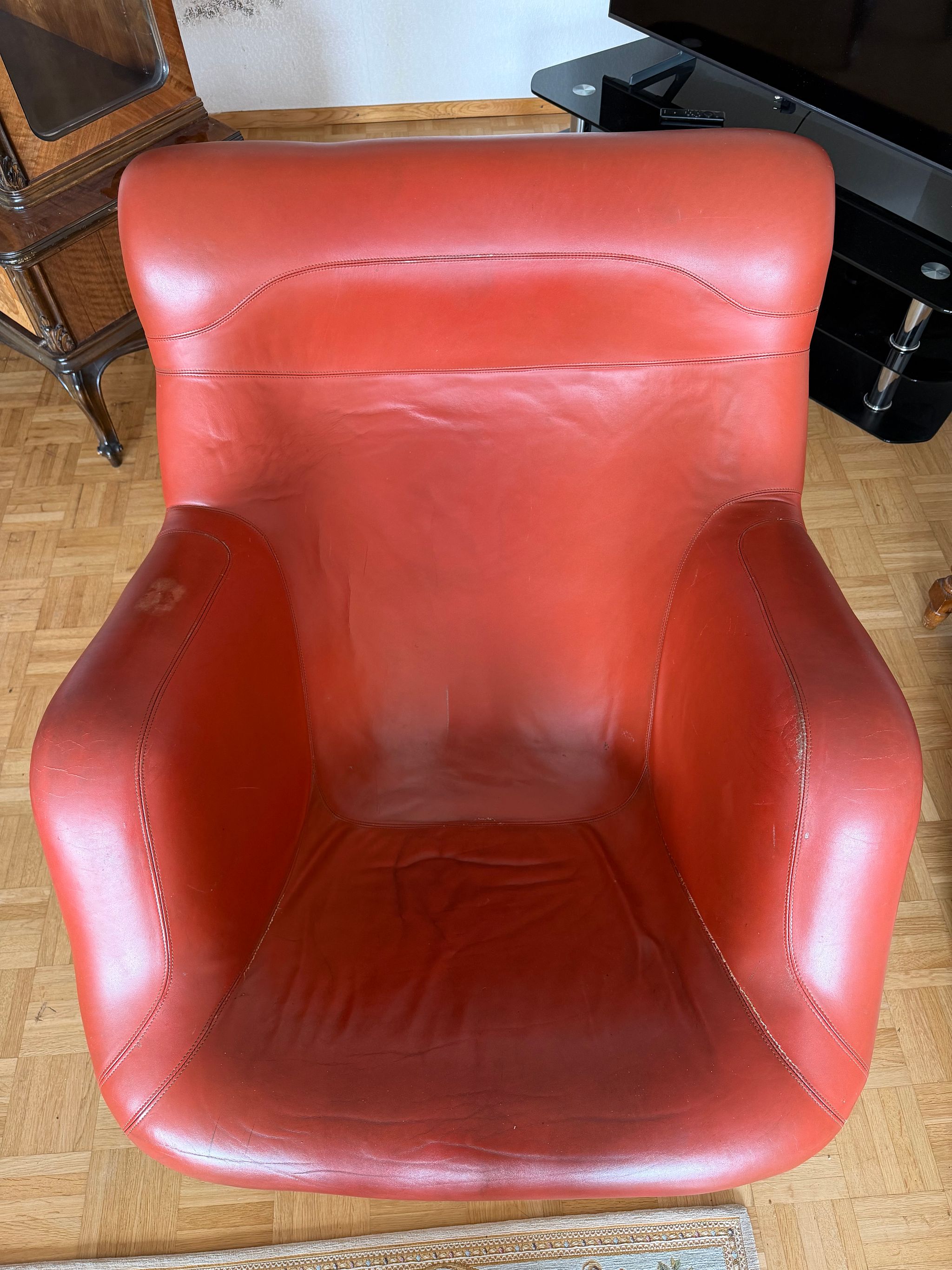 Image 2/16