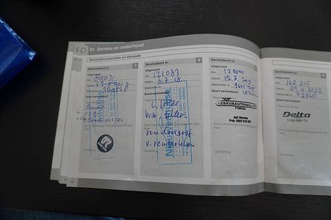 Image 24/40