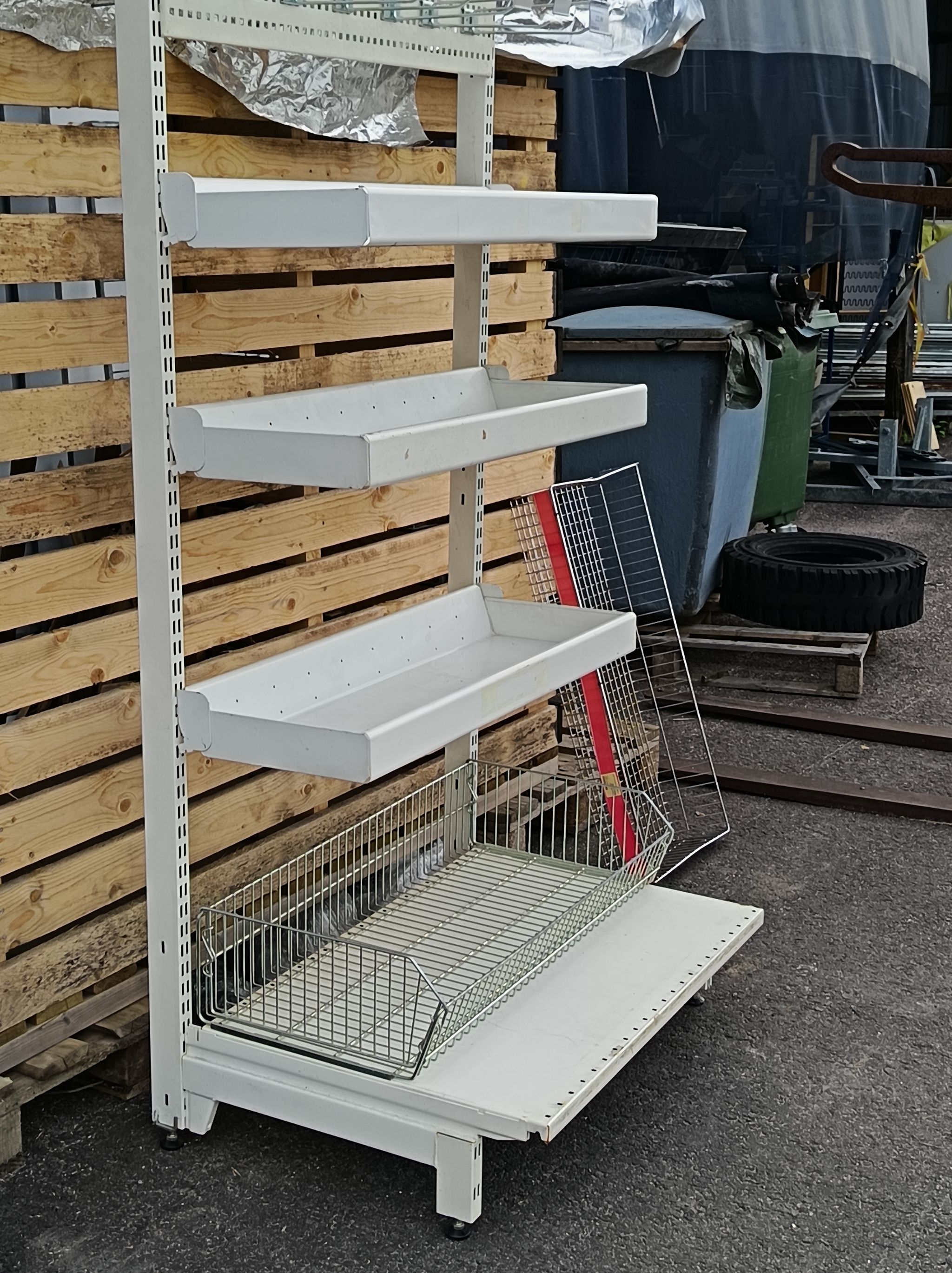 Image 6/6