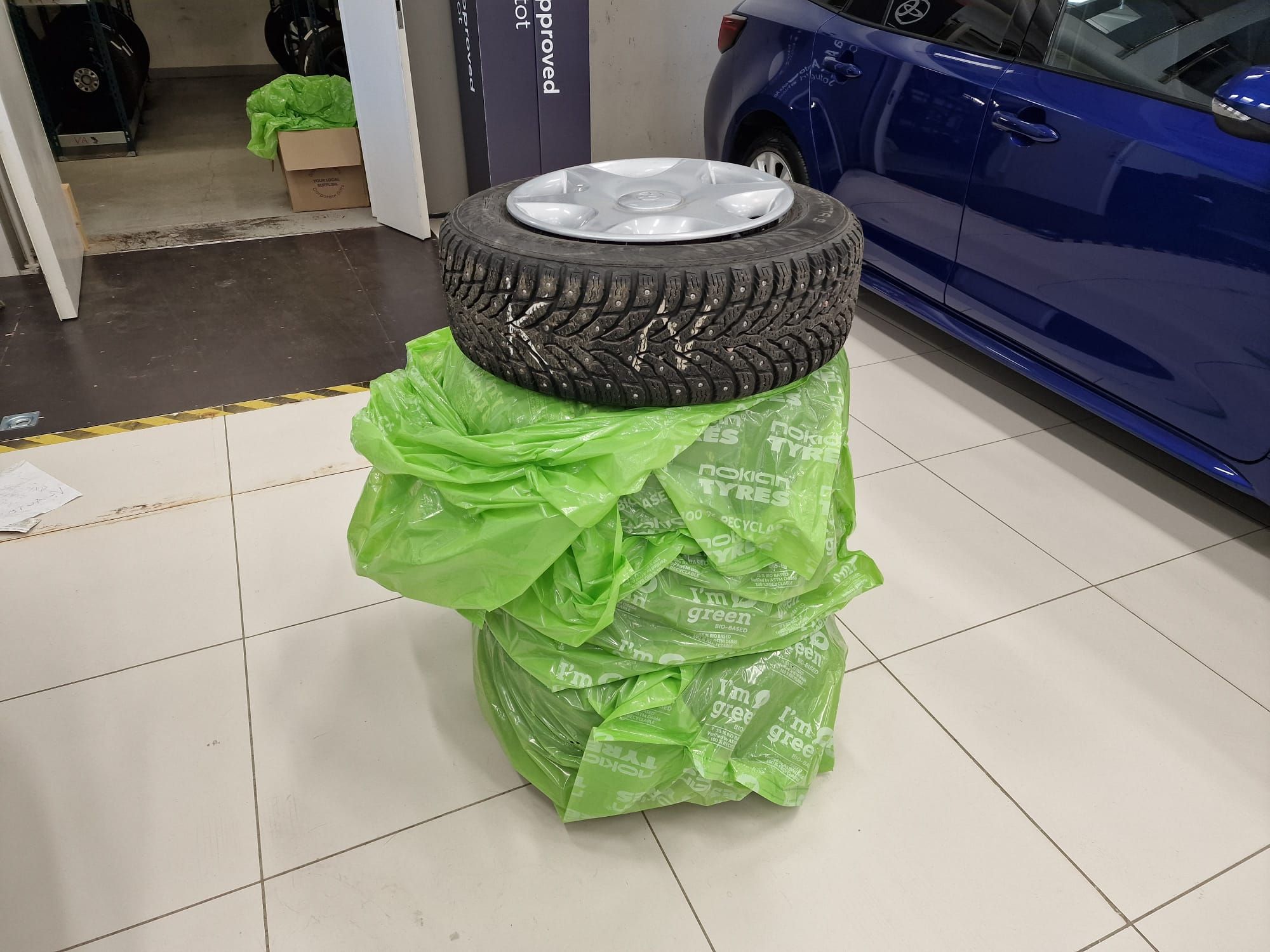 Image 1/7