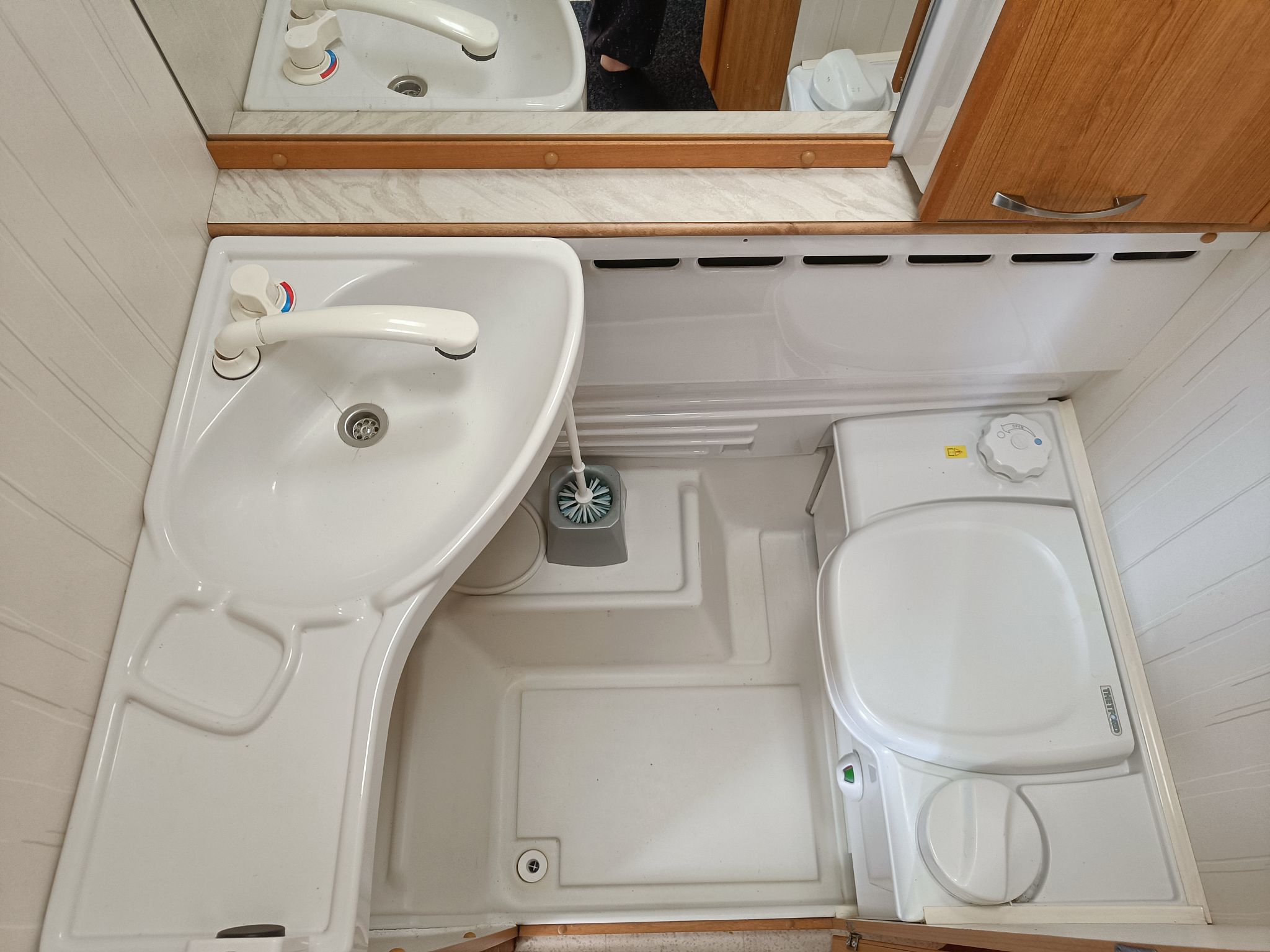 Image 12/22